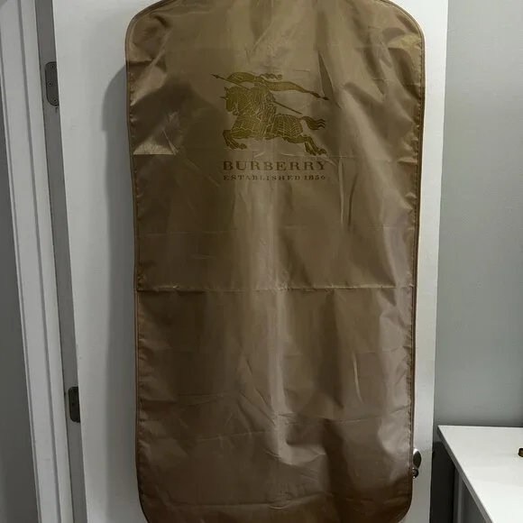 Burberry Brit Raincoat - Picture 4 of 6